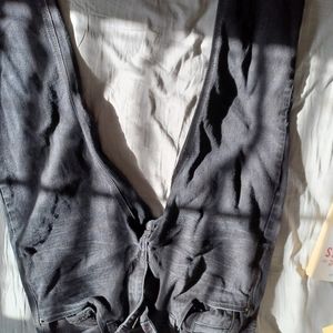 black skinny jeans